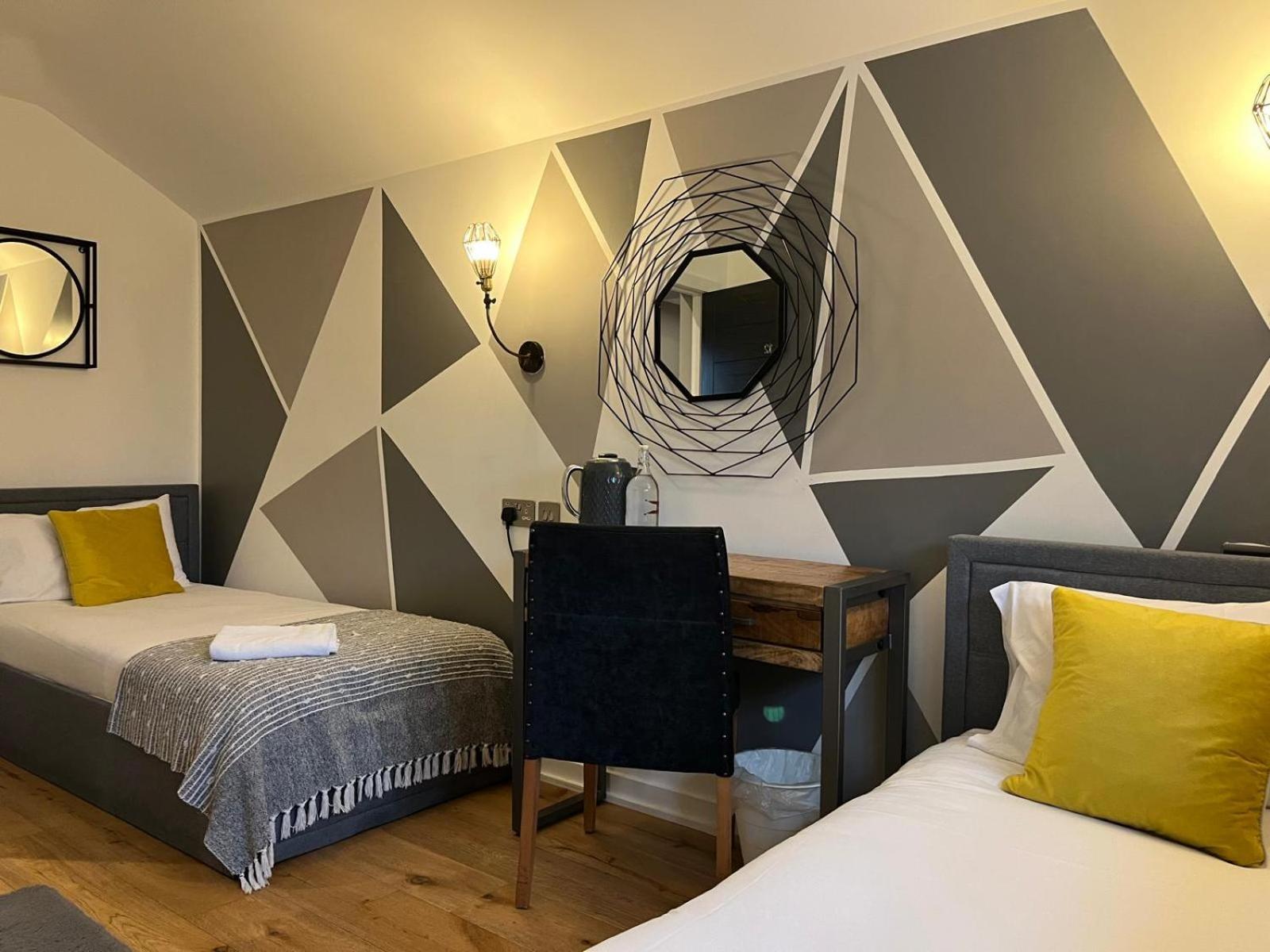 The Cherry Tree Hotel Kingston Blount Экстерьер фото